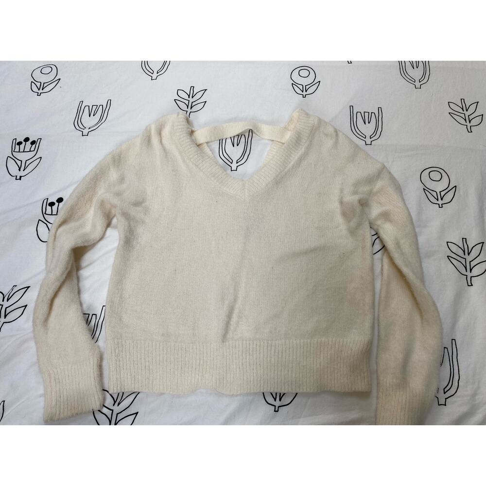 Jessica Simpson White V-neck Sweater